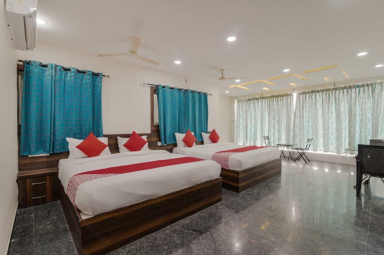 Oyo 38622 Neema Residency Anantapur Exterior foto